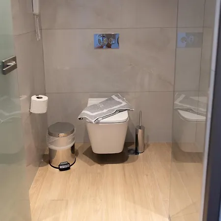 Nireus Hotel Simi Dış mekan fotoğraf