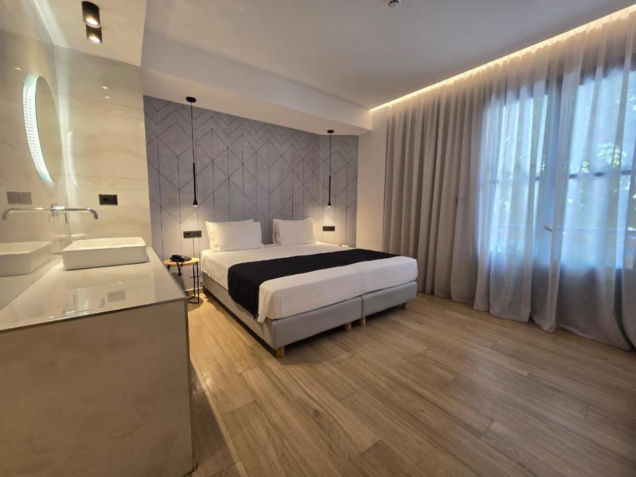 Otel Nireus