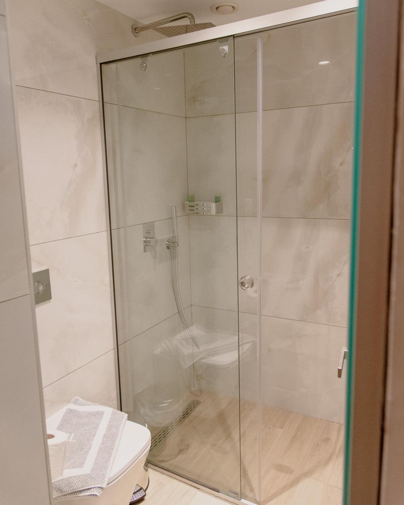 Nireus Otel Simi
